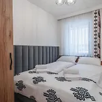 Apartments, Sun & Snow