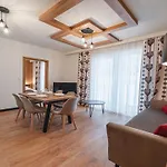 Апартаменты Apartments, Sun & Snow
